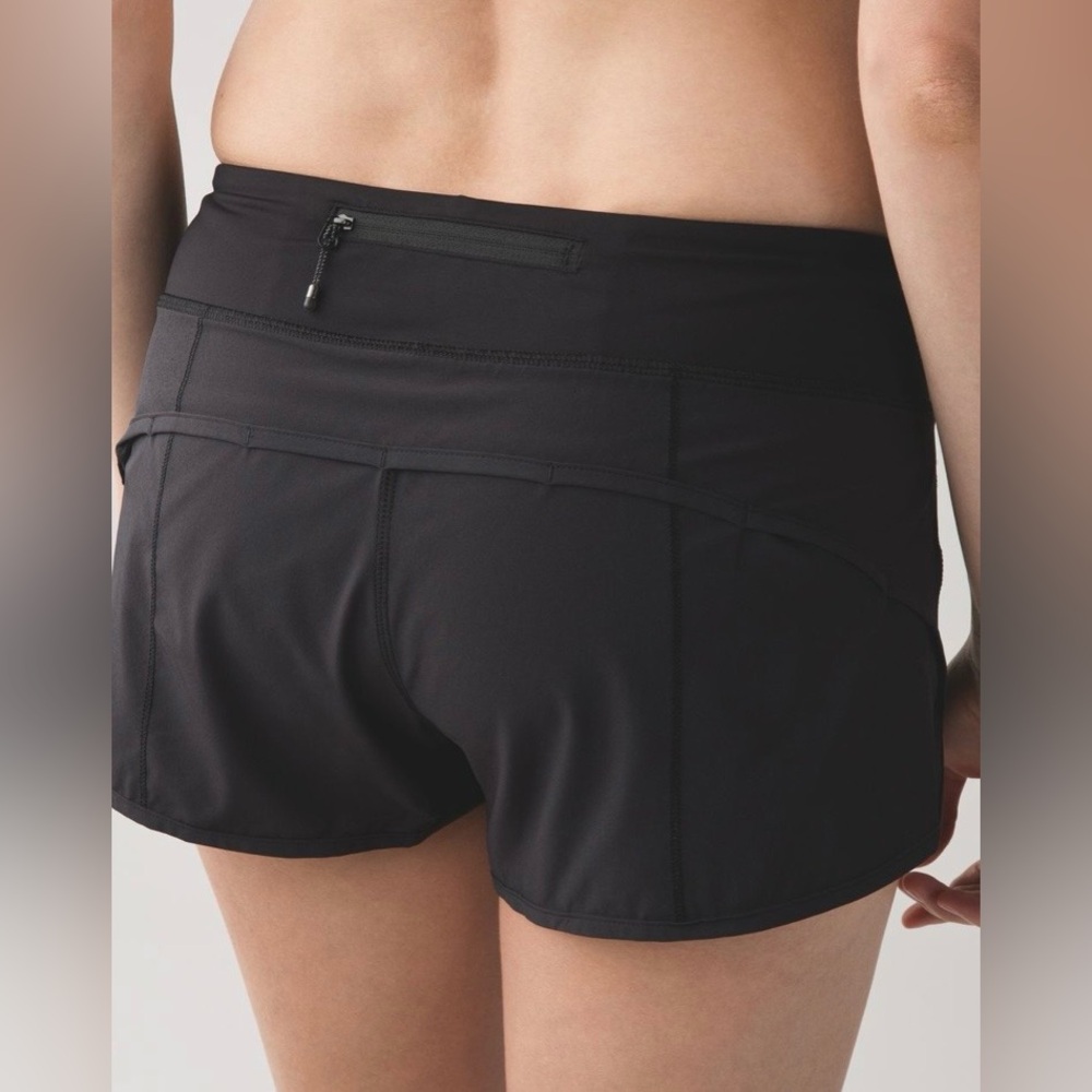 Lululemon Speed Short 4-way Stretch, Size 8
